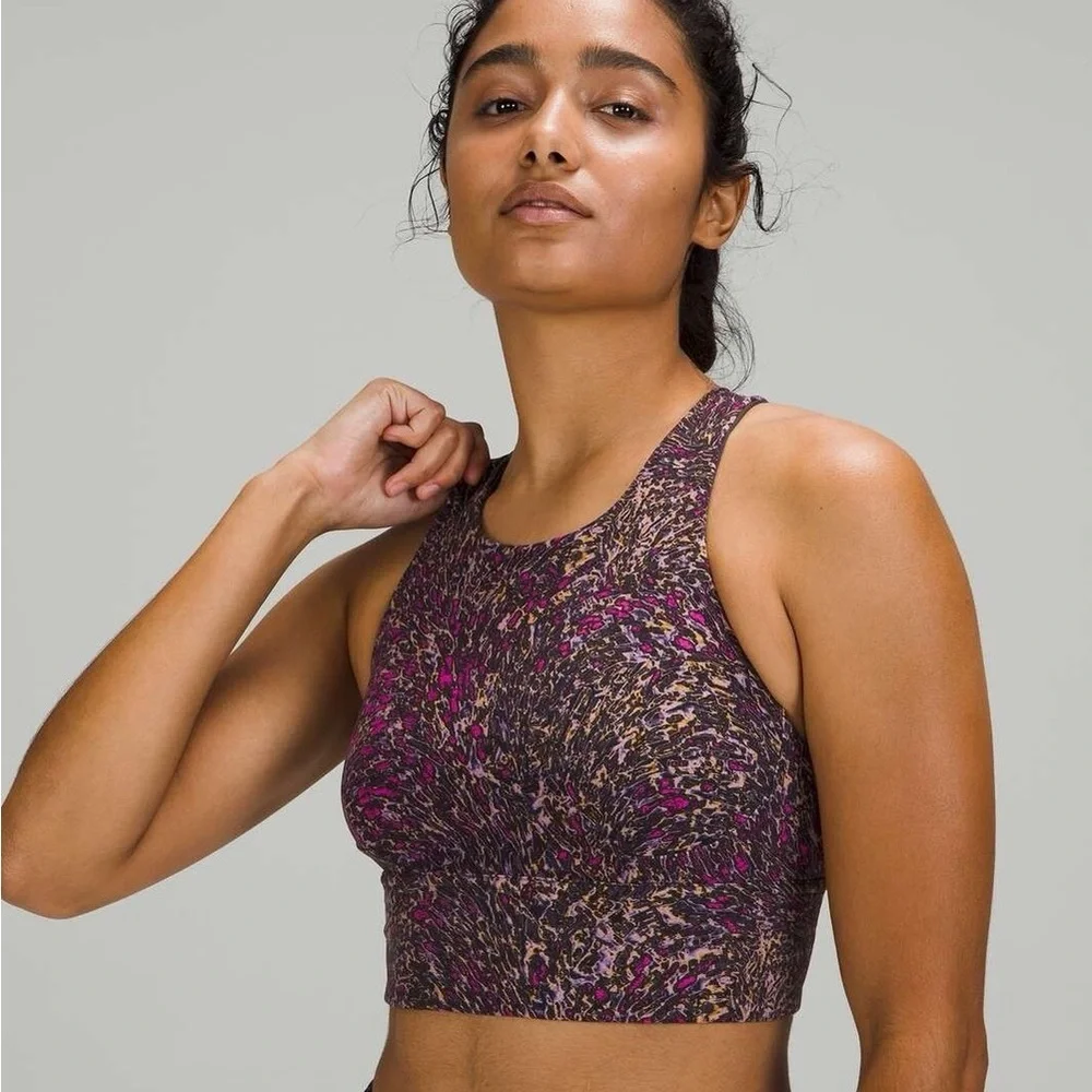 Lululemon wunder train long line sports bra